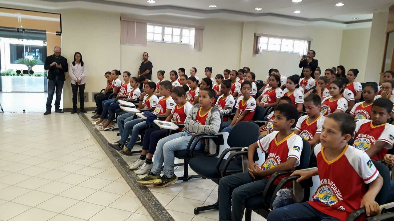 Em Buritis parceria entre Guarda Mirim e Judiciário contempla 80 cadetes com cursos profissionalizantes