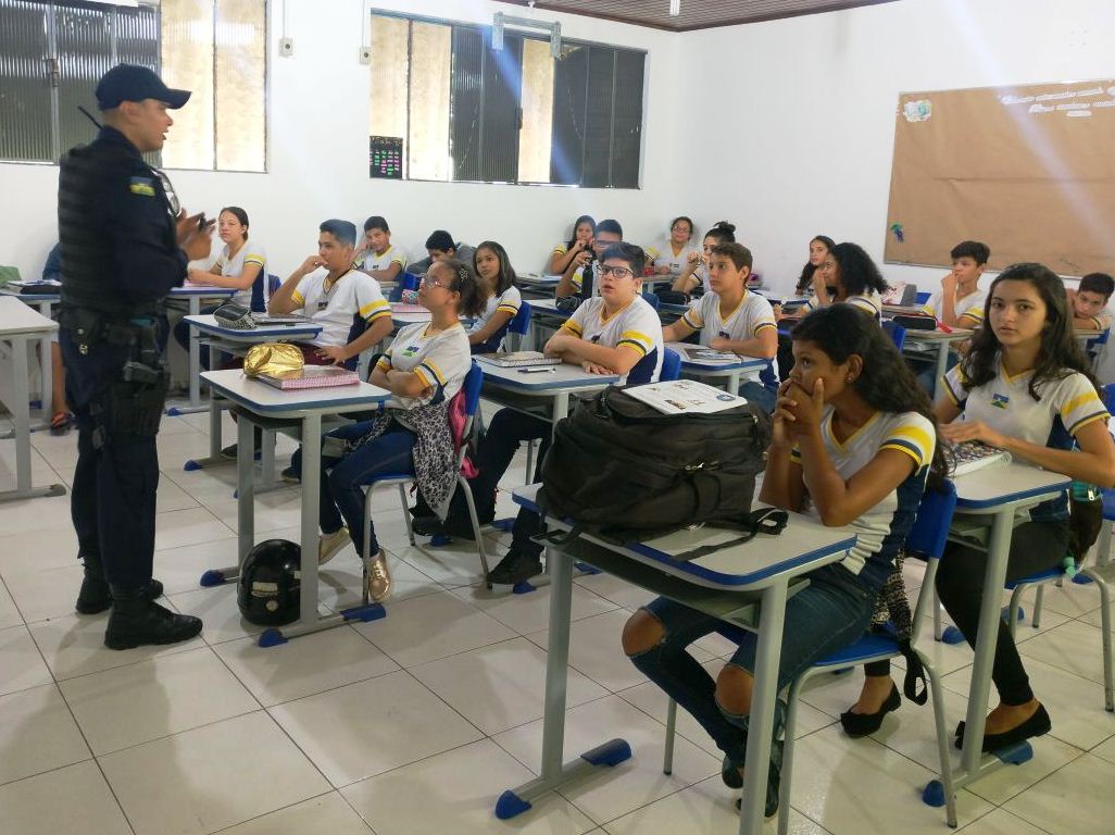 10-05 Patrulha Escolar do 7º BPM idealiza projeto Escola Mais Segura 1