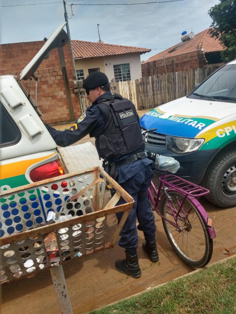 14-03 PM age rápido e recupera objeto furtado