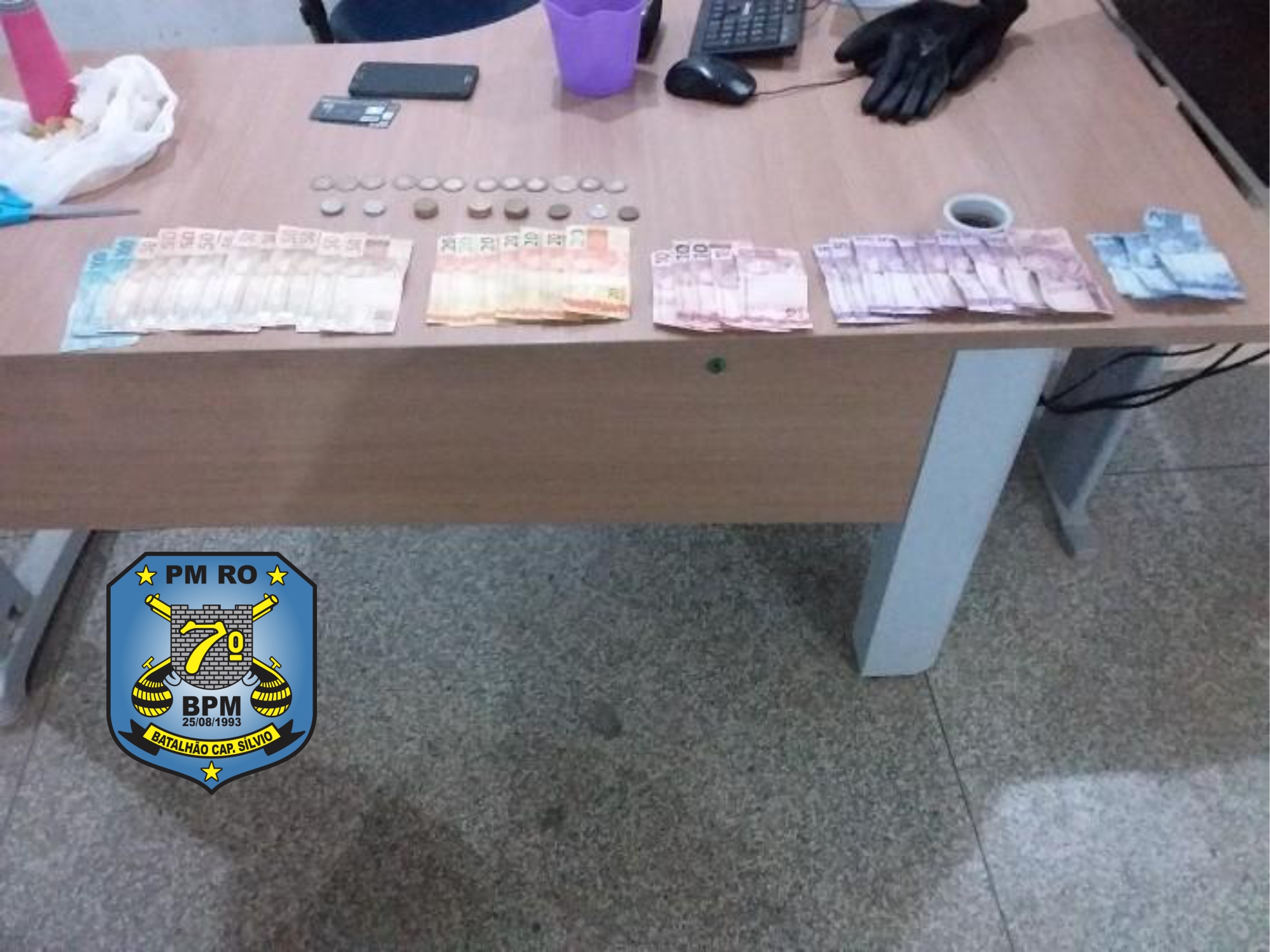 17-04 Em Ariquemes PM desmonta mais ponto de venda de drogas 3