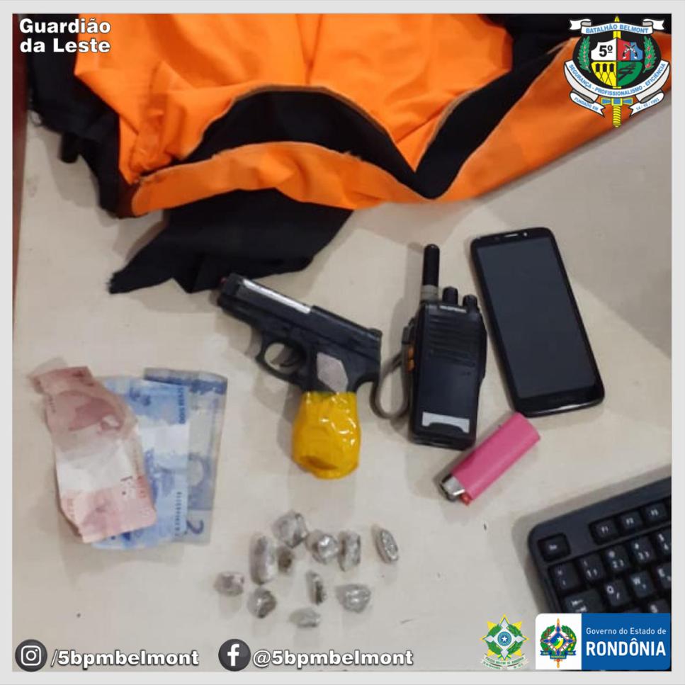 5º BPM apreende dois menores com drogas simulacro e HT