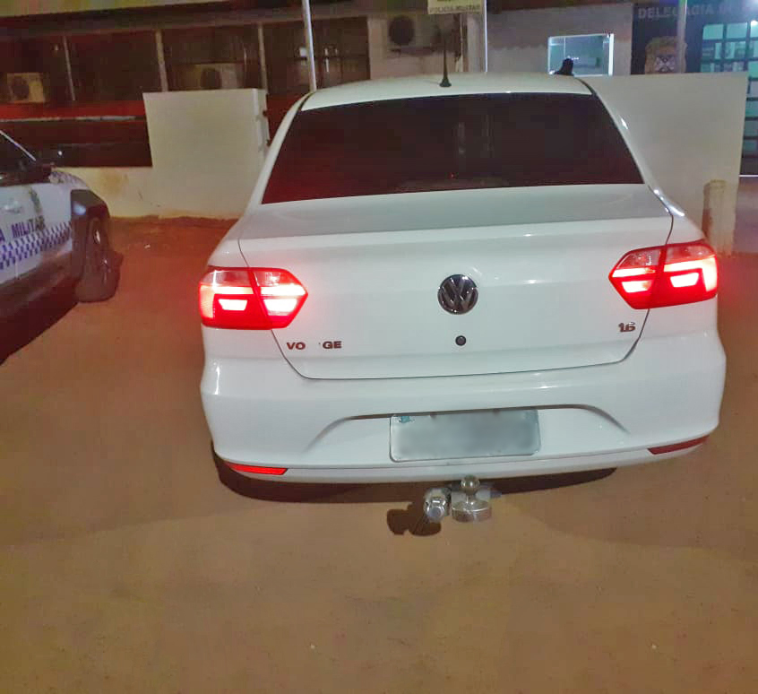 POLÍCIA MILITAR RECUPERA VEÍCULO FURTADO 1