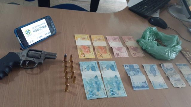 19-02 ARIQUEMES Policiais militares recapturam foragido armado com revólver 1