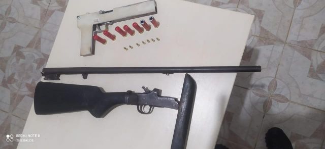 05-04 PMRO apreende duas armas de fogo durante patrulhamento em Alto Paraíso