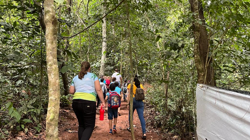 Trilha ecológica - Meio Ambiente nas Escolas